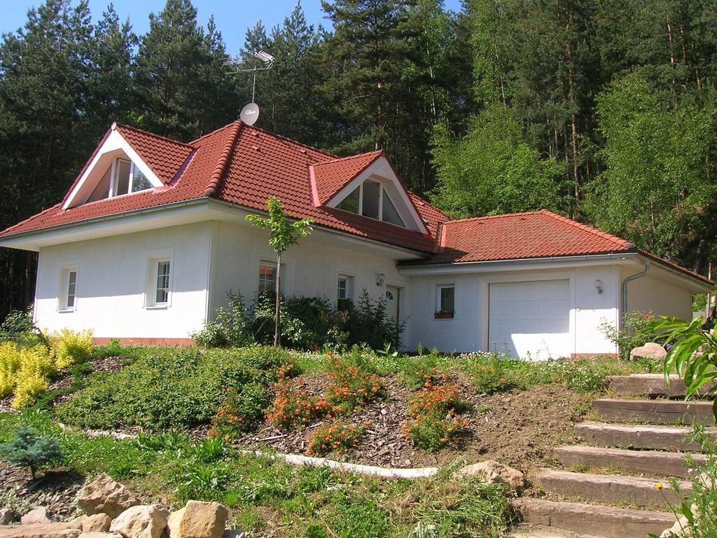 فيلا Comfortable Detached House With Large Garden Klokoci المظهر الخارجي الصورة
